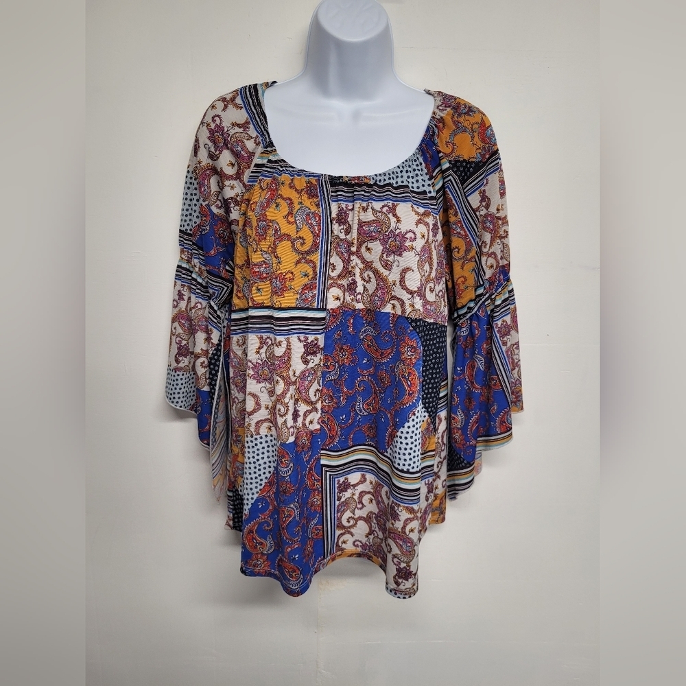 Naif M Bohemian Paisley Wide Split Sleeve Elastic Neck